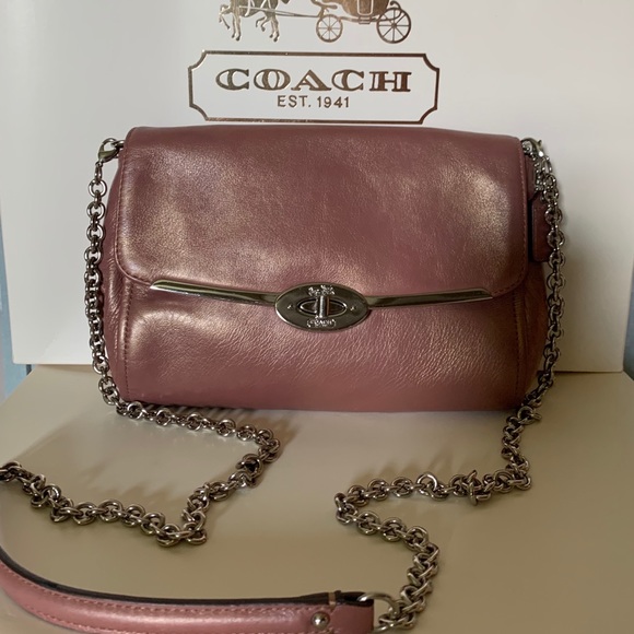 Coach purse - Picture 1 of 5